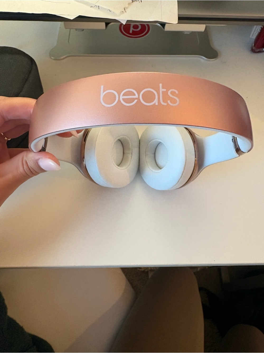 Beats Solo 3 by Dre Over-Ear Headphones - Rose Gold and White